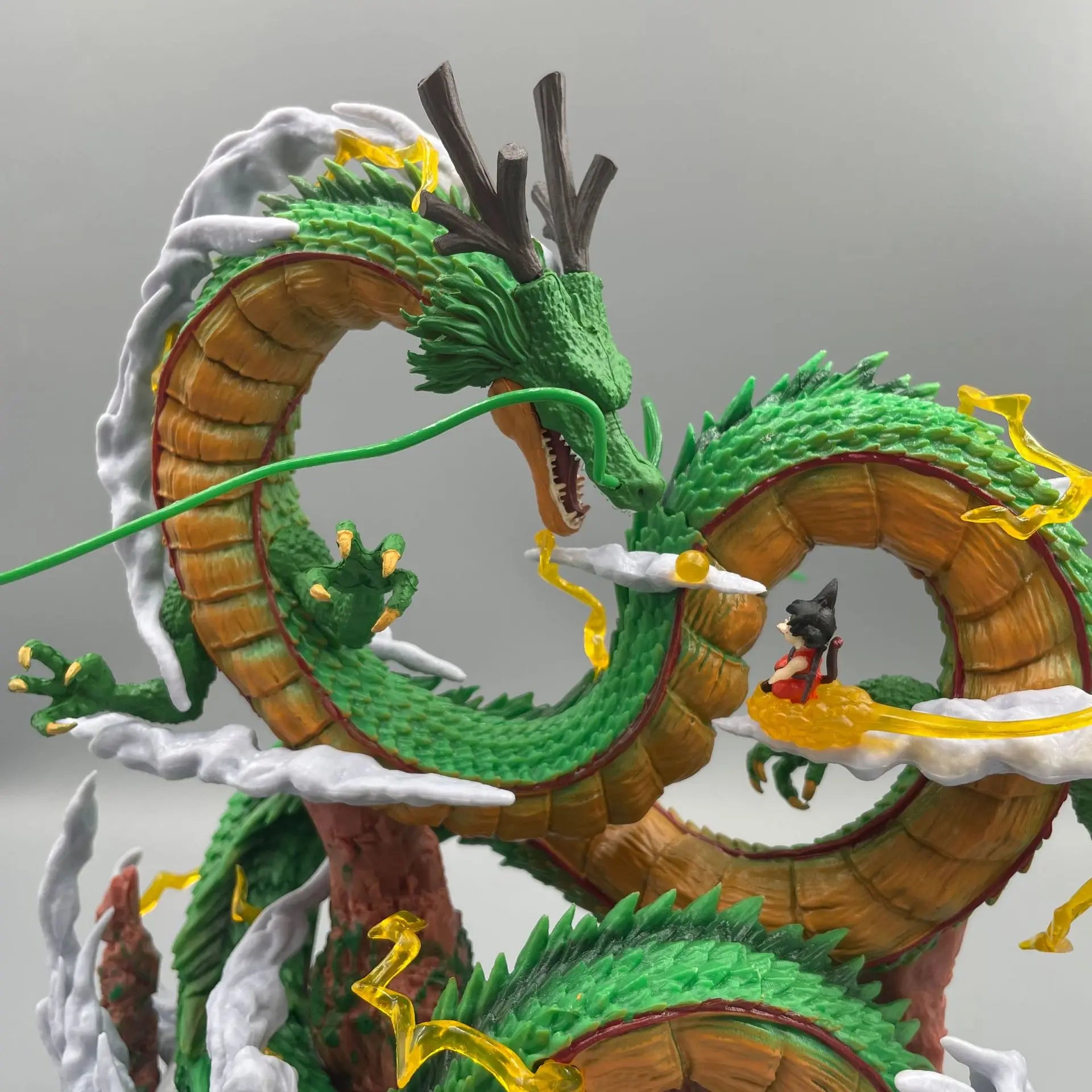 Dragon Ball – Figure Goku & Shenron 24cm